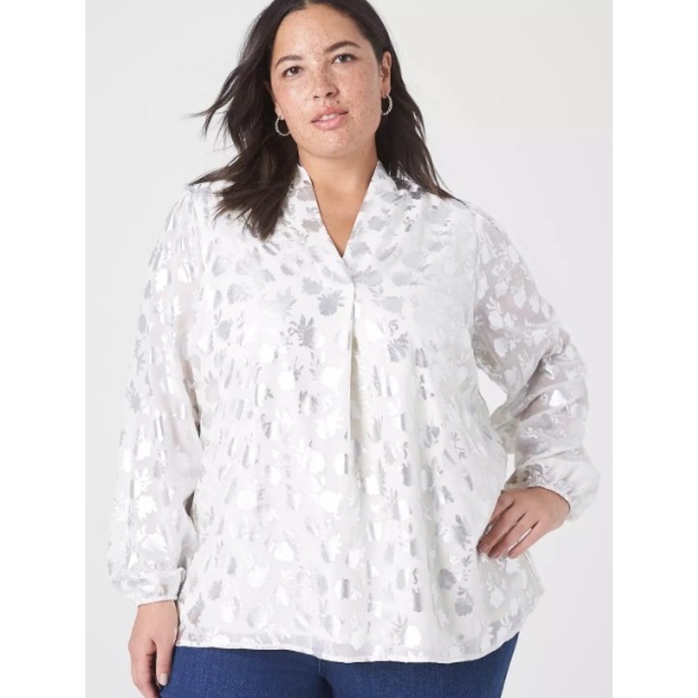 Lane Bryant Shawl‎ V-Neck Blouse 18 Cream Silver Floral Foil Party Glam NWT